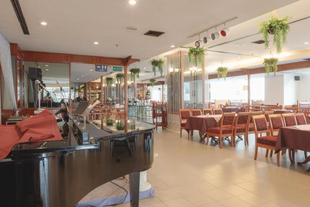 K.P. Grand Hotel צ'נטאבורי מראה חיצוני תמונה