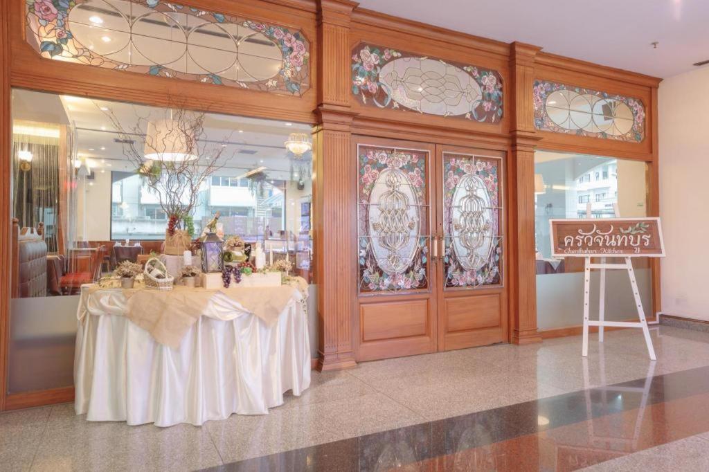 K.P. Grand Hotel צ'נטאבורי מראה חיצוני תמונה