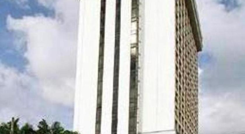 K.P. Grand Hotel צ'נטאבורי מראה חיצוני תמונה