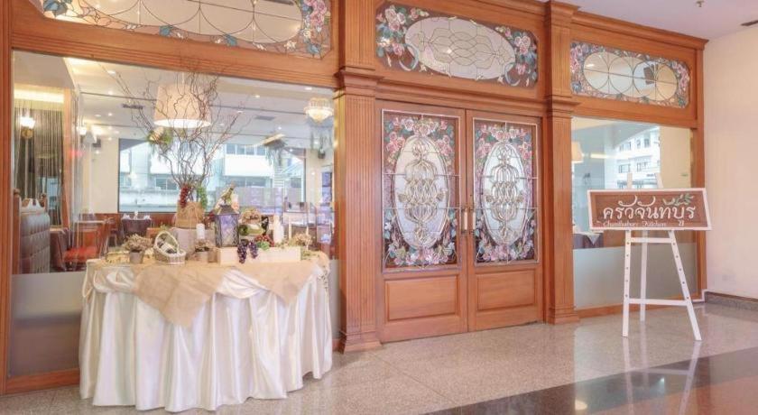K.P. Grand Hotel צ'נטאבורי מראה חיצוני תמונה